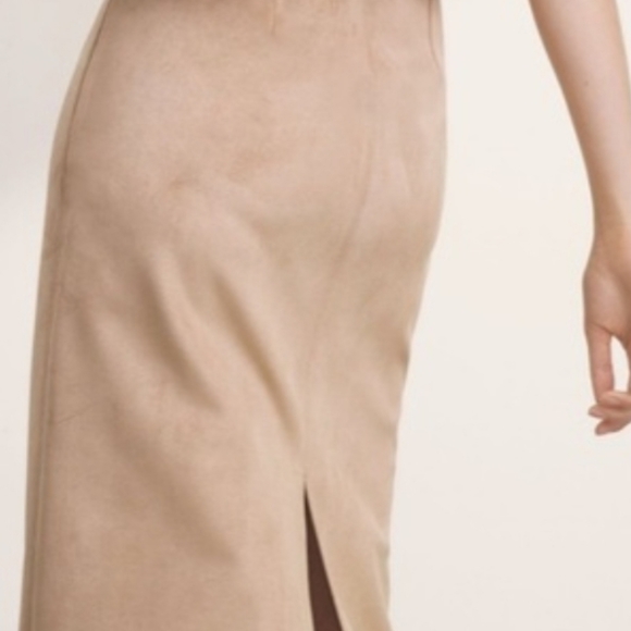 Babaton Suede Pencil Skirt - Picture 3 of 7